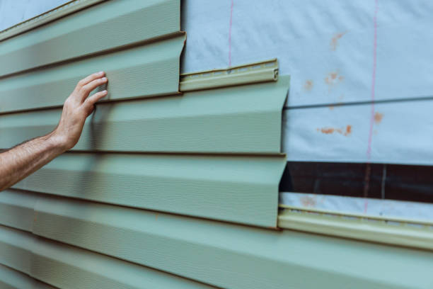 Siding Removal and Disposal in Churubusco, IN
